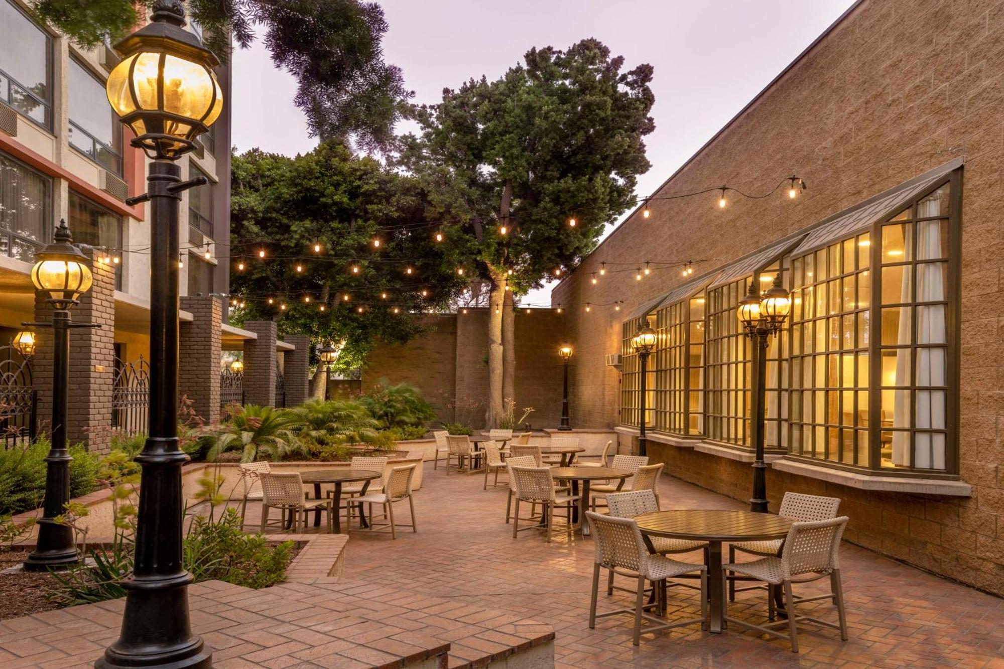 Doubletree By Hilton San Bernardino Hotel Kültér fotó